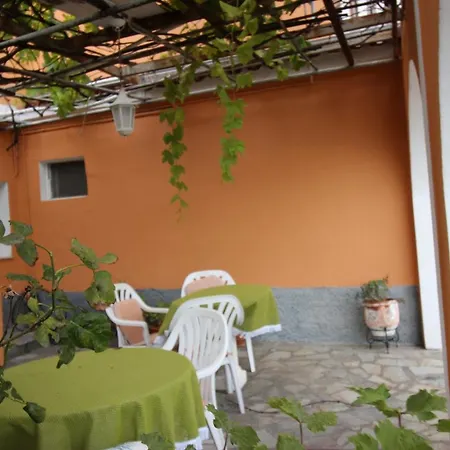 Apart-hotel Athina
