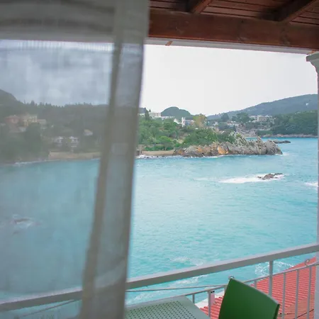 Athina 4*