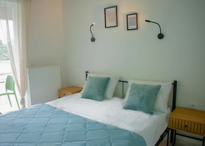 Athina Aparthotel