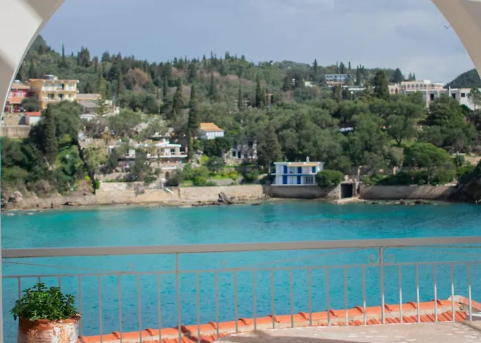 Athina Aparthotel