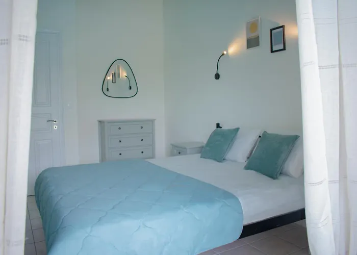 Athina Aparthotel 4*