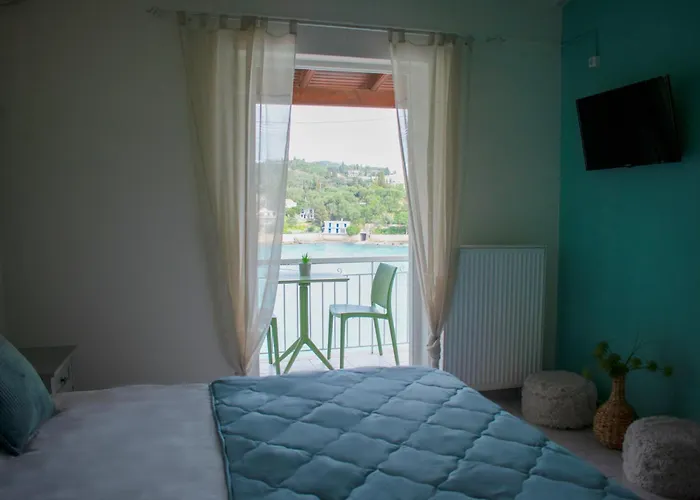 Athina 4*